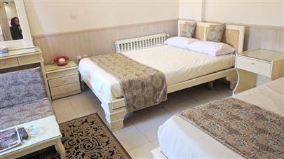 اتاق سه تخته هتل کارون اصفهان